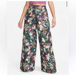 Nike Tech Pack Floral Print Standard Fit High Rise Full Length Wide Leg Pants